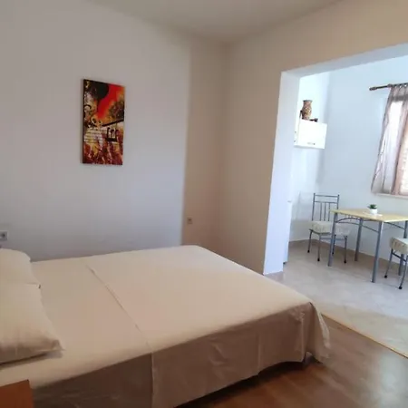 Apartment Raos *